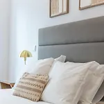 Perfect For Great Food And Long Walks!