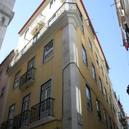 Perfect For Great Food And Long Walks! * Lisboa