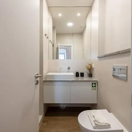 Perfect For Great Food And Long Walks! *