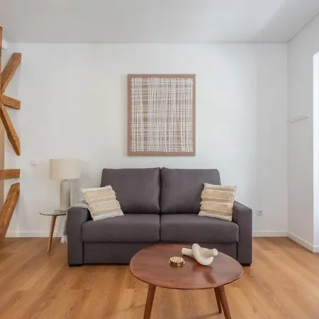 Perfect For Great Food And Long Walks! * Lisboa